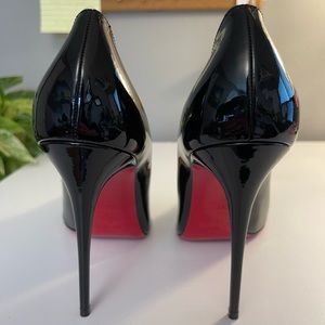 Christian Louboutin Pigalle Follies Patent Black Pumps - Authentic, size 40.5